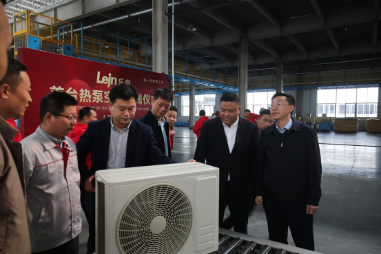 �𲽼����j���������c����?z��)�ÿ��{(di��o)�¾��xʽʢ���e��