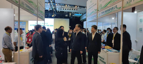 �A��Ƽ������ذ����ӾGɫ�������l(xi��ng)���(d��ng)���V�|վ�� ����(d��ng)��(hu��)