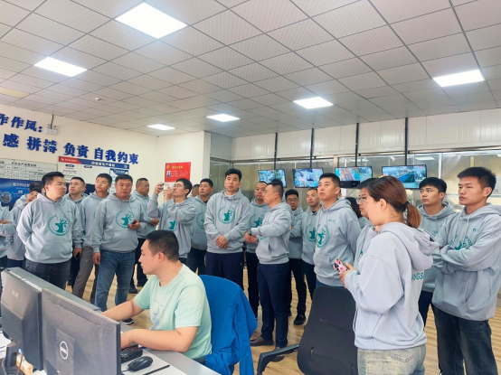 һ���������(li��n)�ˆ���(d��ng)��(hu��)��չʾ����ˇ�g(sh��)��������I(l��ng)�Ҿ��Ј��³���